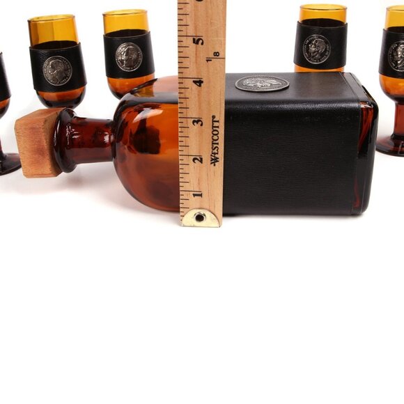 Vintage Spanish Amber Decanter 6 Glasses Coin Faux Leather Wrapped King Alfonso - Picture 6 of 8